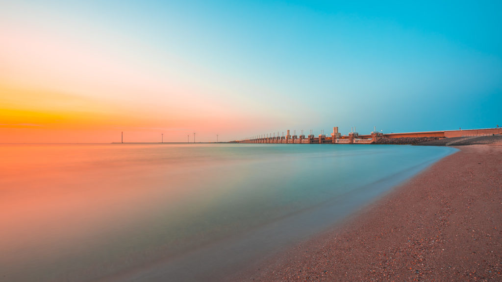 Oosterschelde kering sunset