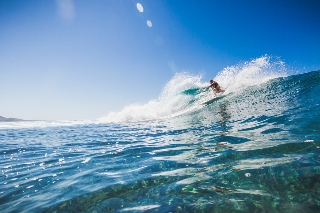 Sumbawa, Tropicals beach surfing