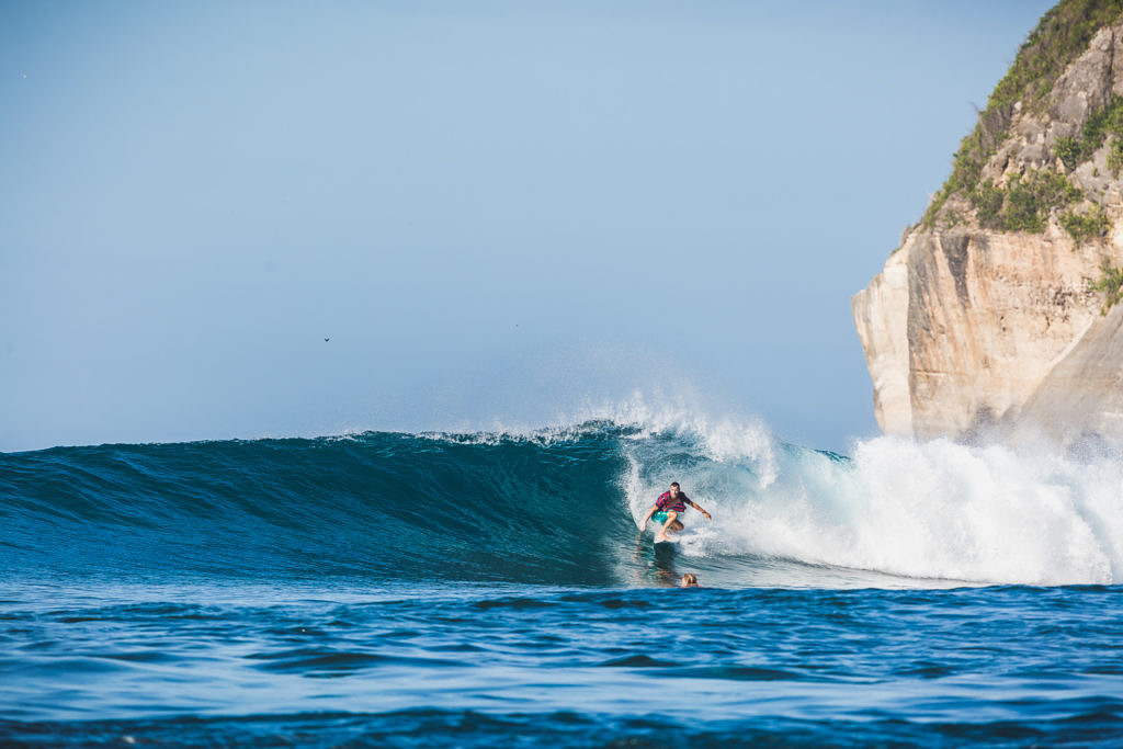 Sumbawa, Yoyo beach surfing