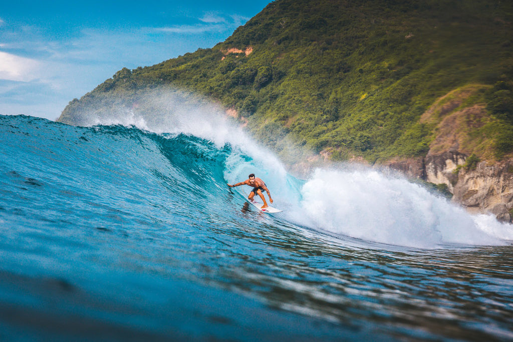 Are Goling, Lombok surfing