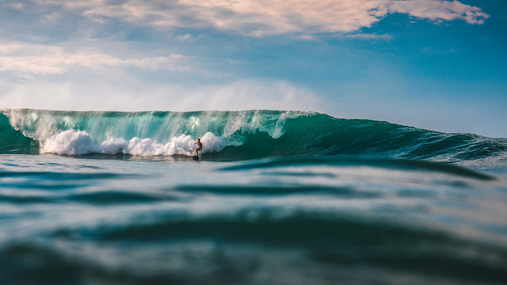 Are Goling, Lombok surfing