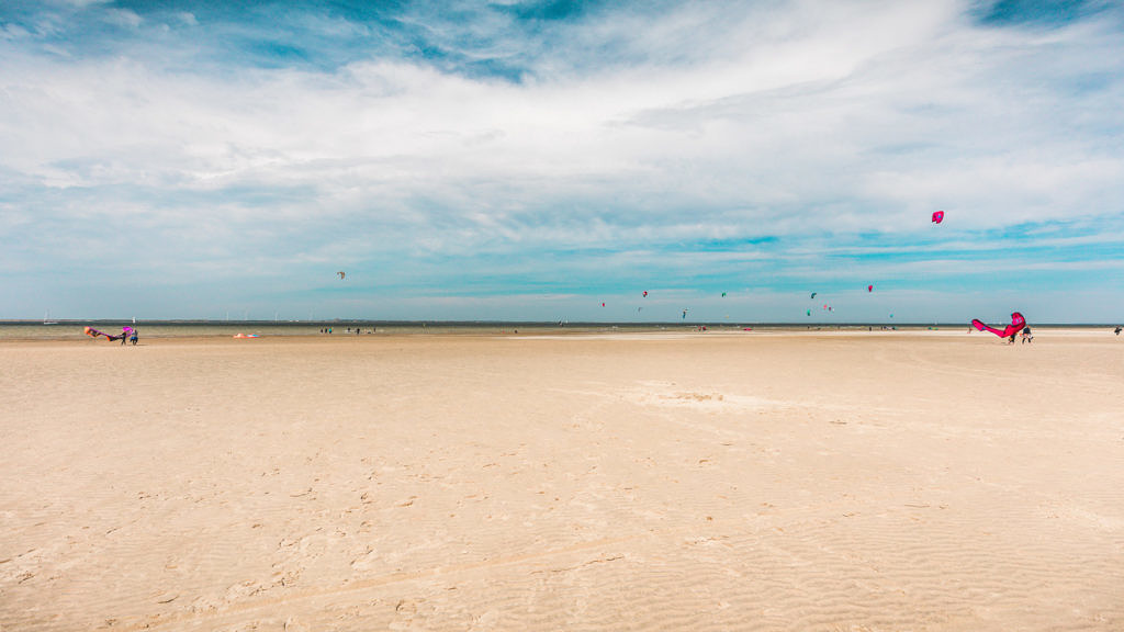 De Roompot beach kitesurfing
