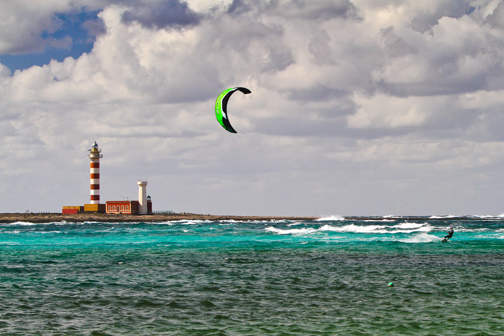 Fuerteventura kitesurfing