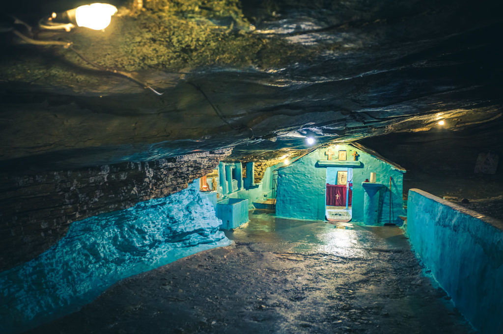 Samos underground church
