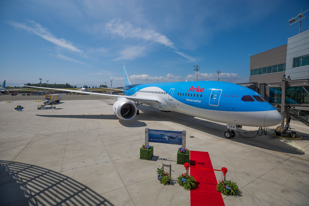 First Dutch 787 Dreamliner TUI Seattle