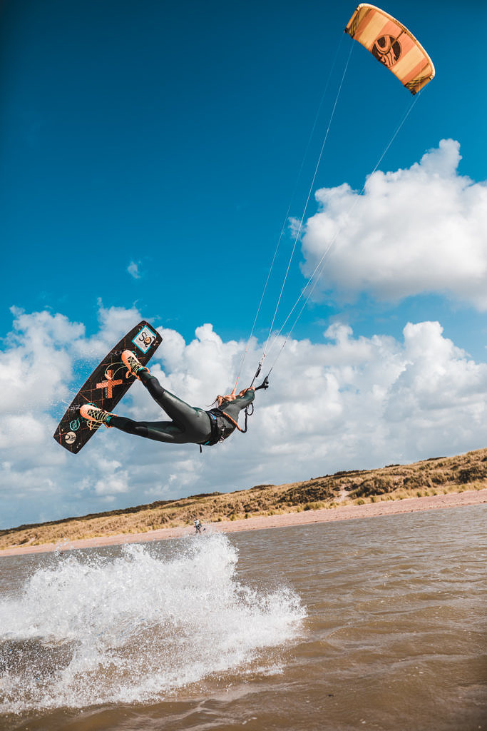 Vera Klabbers Kitesurfing Vrouwenpolder