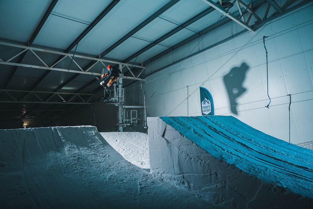 Erik Bastiaansen invites - Skidome Terneuzen snowboarding