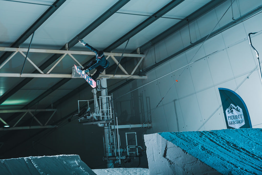 Erik Bastiaansen invites - Skidome Terneuzen snowboarding