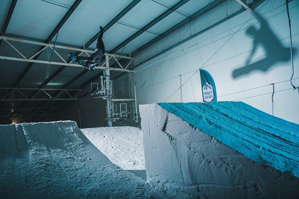 Erik Bastiaansen invites - Skidome Terneuzen snowboarding