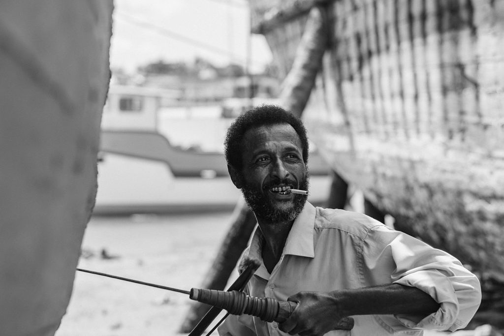 Kenya - Mombasa, maintenance on the fishing boats