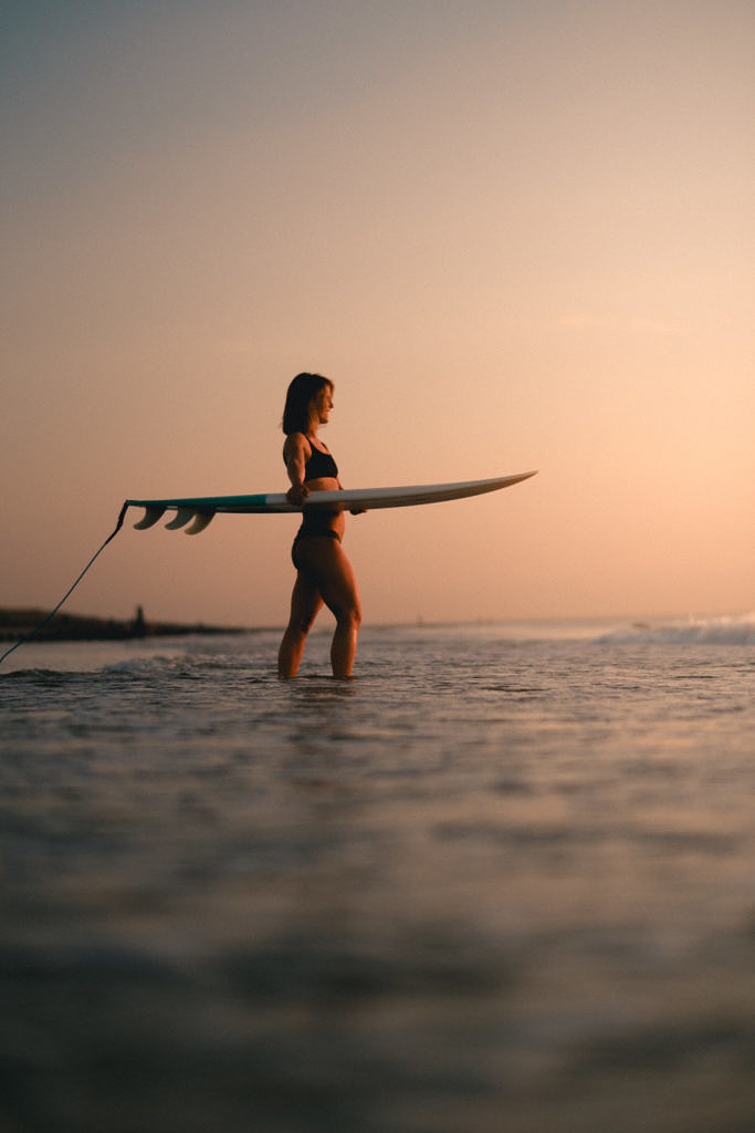 Estelle & Lucia surf shoot